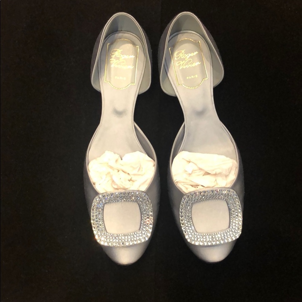 Roger Vivier flat